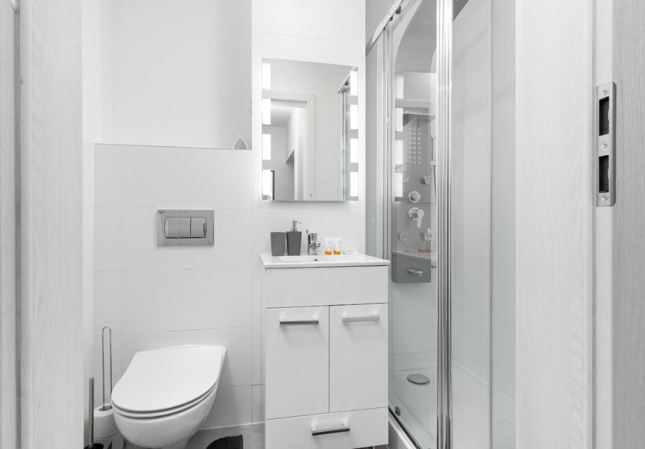 Studio City Center Zlota Street By Renters Varsavia Esterno foto